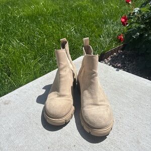 Steve Madden Tan Ankle Boots